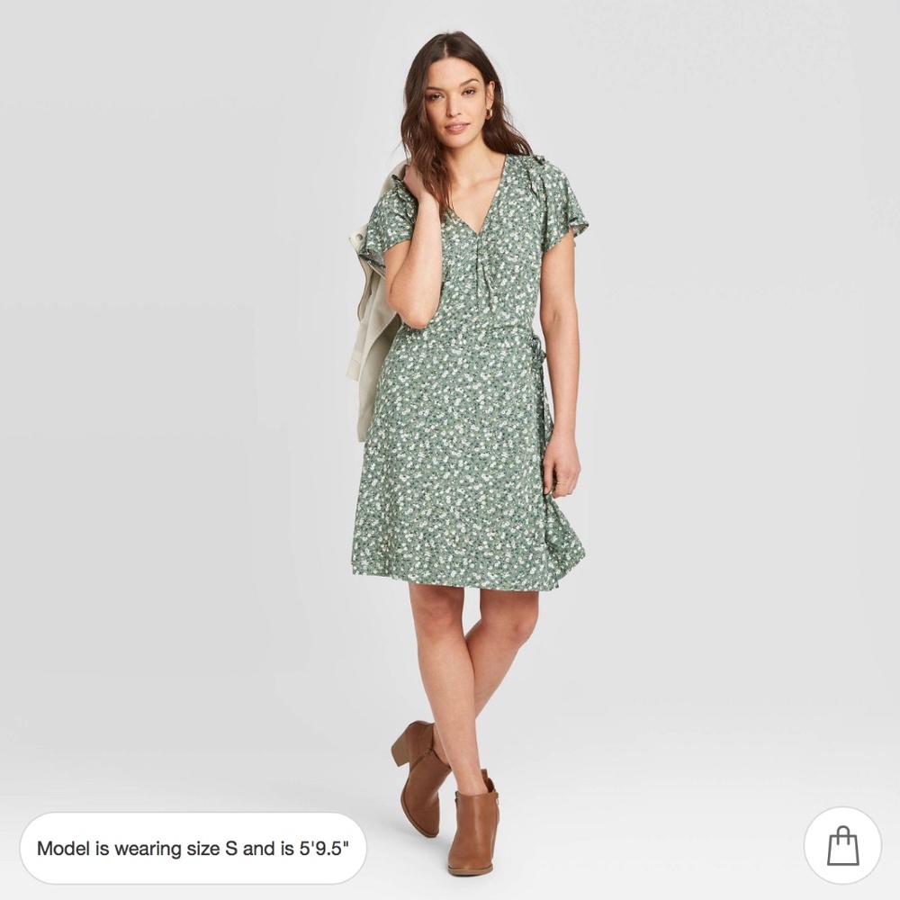 Trendy Green Dress with Flowers - Picture 7 of 13